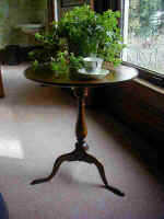 Small Table Josh's Room.JPG (23417 bytes)