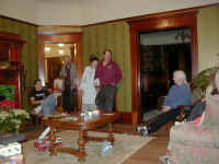 XMAS01-10.jpg (162138 bytes)